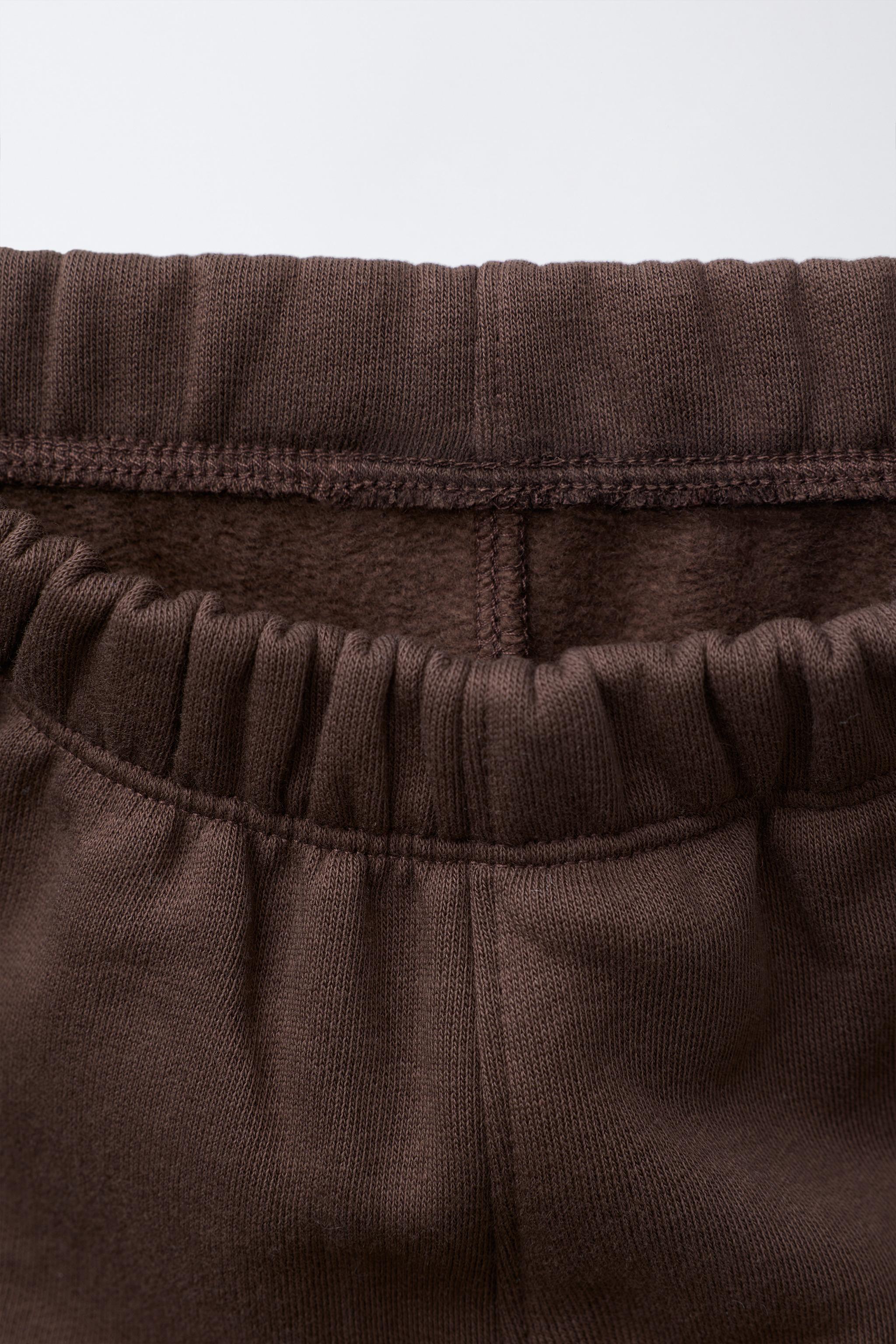 COLOR BLOCK BEAR SWEATSHIRT AND JOGGER PANTS SET